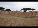 04658 ostia - regio i - insula xvi - caseggiato (i,xvi,2) - nordende - bli suedwesten - 09-2023.jpg